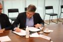 Com apoio do Estado, DAF confirma investimento de R$ 395 milhões em fábrica de Ponta Grossa Foto: Ari Dias/AEN Com apoio do Estado, DAF confirma investimento de R$ 395 milhões em fábrica de Ponta Grossa