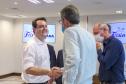 O grupo Unium, marca institucional das cooperativas Frísia, Castrolanda e Capal, confirmou o investimento de R$ 460 milhões na construção de uma nova planta em Ponta Grossa, nos Campos Gerais O anúncio da expansão foi feito nesta segunda-feira (20), no Palácio Iguaçu, pelo governador Carlos Massa Ratinho Junior e pelos presidentes das cooperativas, Renato Greidanus (Frísia), Erik Bosch (Capal) e Willem Bouwman (Castrolanda) - Curitiba, 20/12/2021 Foto: Gilson Abreu/AEN O anúncio da expansão foi feito nesta 