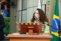 Professora da rede estadual de ensino em Cascavel recebe cheque milionário do Nota Paraná