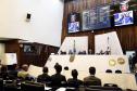 Os investimentos feitos pelo Governo do Paraná no primeiro quadrimestre de 2018 tiveram crescimento de 60% na comparação com igual período de 2017. Eles passaram de R$ 572 milhões de janeiro a abril do ano passado para R$ 916 milhões nos mesmos meses do atual exercício. Contando as obras realizadas pelas estatais paranaenses, os investimentos saltaram para R$ 1,95 bilhão no período, o que representa aumento de 38%.