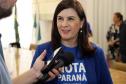 O secretário da Fazenda, Renê Garcia Júnior, entrega  os três principais prêmios do sorteio de janeiro do programa Nota Paraná. Os contemplados receberam R$ 50 mil, R$ 30 mil e R$ 20 mil.  -  Curitiba, 21/01/2018  -  Foto: José Fernando Ogura/ANPr