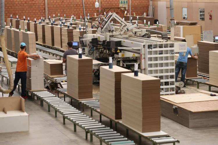 Janeiro de 2021 foi o melhor da história desse mês na geração de empregos no Paraná