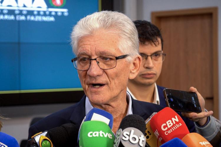 Coletiva Nota Paraná