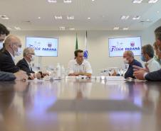 O grupo Unium, marca institucional das cooperativas Frísia, Castrolanda e Capal, confirmou o investimento de R$ 460 milhões na construção de uma nova planta em Ponta Grossa, nos Campos Gerais O anúncio da expansão foi feito nesta segunda-feira (20), no Palácio Iguaçu, pelo governador Carlos Massa Ratinho Junior e pelos presidentes das cooperativas, Renato Greidanus (Frísia), Erik Bosch (Capal) e Willem Bouwman (Castrolanda) - Curitiba, 20/12/2021 Foto: Gilson Abreu/AEN O anúncio da expansão foi feito nesta 
