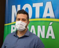 Ganhador de R$ 1 milhão do Nota Paraná recebe prêmio no dia do seu aniversário