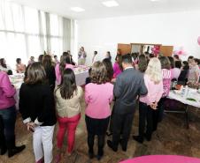Na manhã desta sexta-feira (18), servidoras da Secretaria da Fazenda e da Receita Estadual participaram de um café com a finalidade de alertá-las sobre a necessidade da prevenção ao câncer de mama. A secretária Jozélia Nogueira enfatizou a importância da mulher “dar mais atenção à saúde” fazendo os exames periódicos para evitar o surgimento de doenças. 