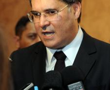 A liquidação de pendências atinge 85% do total de fornecedores que têm débitos a receber do Estado. Montante de restos a pagar até 31 de dezembro de 2013, empenhados e liquidados, é de R$ 637,8 milhões, informou o secretário da Fazenda, Luiz Eduardo Sebastiani.

 