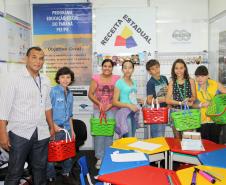 O estande da Receita Estadual na feira Expoingá-2014, em Maringá, registrou o atendimento de 6,5 mil pessoas, das quais cerca de duas mil eram crianças. No local funcionaram o plantão fiscal, voltado a esclarecer dúvidas dos contribuintes,  e o curso de educação fiscal, inclusive com a Vendinha do Fisco.

