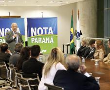 No mês de maio, três mães foram as ganhadoras dos maiores prêmios do 30 sorteio do Programa Nota Paraná. Elas são de Colombo, Maringá e Piraí do Sul e foram premiadas com os valores de R$ 200 mil, R$ 120 mil e R$ 80 mil. Os prêmios foram entregues pela governadora Cida Borghetti nesta quarta, no Palácio Iguacu.  