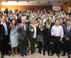 Governadora Cida Borghetti assina a promoção de 41 auditores da Receita Estadual.