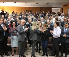Governadora Cida Borghetti assina a promoção de 41 auditores da Receita Estadual.
