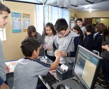 Educação fiscal em escolas ensina crianças sobre valor do imposto