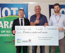 Nota Paraná homenageia Hospital Pequeno Príncipe