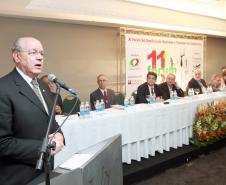Ao participar no início da tarde desta quinta-feira (5) do XI Fórum de Qualidade e Tributação dos Combustíveis, realizado em Curitiba por iniciativa do Comitê Sul de Qualidade dos Combustíveis, o secretário de Estado da Fazenda, Luiz Carlos Hauly, disse que há empresários que se valem de manobras perversas para não pagar tributos, os chamados sonegadores contumazes, que destroem a concorrência no setor.