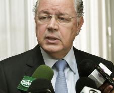 Nos oito primeiros meses de 2013, o Paraná totalizou R$ 15,7 bilhões em receita própria, o que representou aumento de 12,93% sobre os R$ 13,9 bilhões arrecadados em igual período do ano passado. Os números constam do balanço do 2º quadrimestre das contas do Estado, que o secretário estadual da Fazenda, Luiz Carlos Hauly, apresentou em audiência pública realizada na Assembleia Legislativa do Paraná, na tarde desta segunda-feira (30/9).