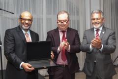 Renê Garcia Junior recebe homenagem do Sindicato dos Auditores Fiscais do Paraná