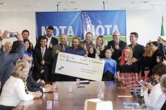 A governadora Cida Borghetti durante a entrega dos prêmios da 35ª premiação do programa Nota Paraná, do mês de outubro em evento no Palácio Iguaçu nesta quarta-feira (24). 