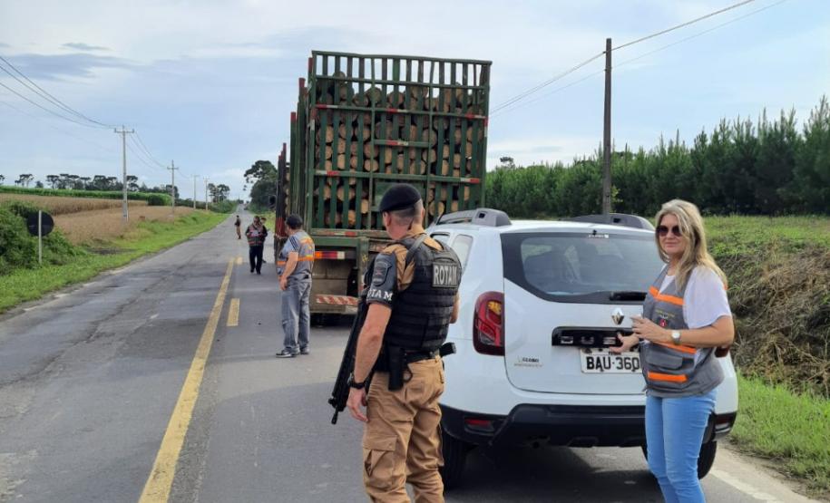 Receita Estadual deflagra operação de fiscalização de mercadorias em trânsito em Irati e região
