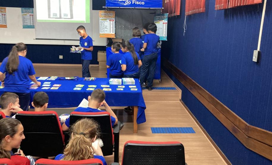 Receita Estadual leva ações de educação fiscal a alunos do Colégio Militar de Curitiba