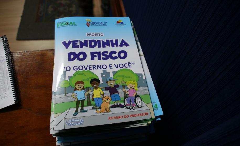 Receita Estadual leva ações de educação fiscal a alunos do Colégio Militar de Curitiba