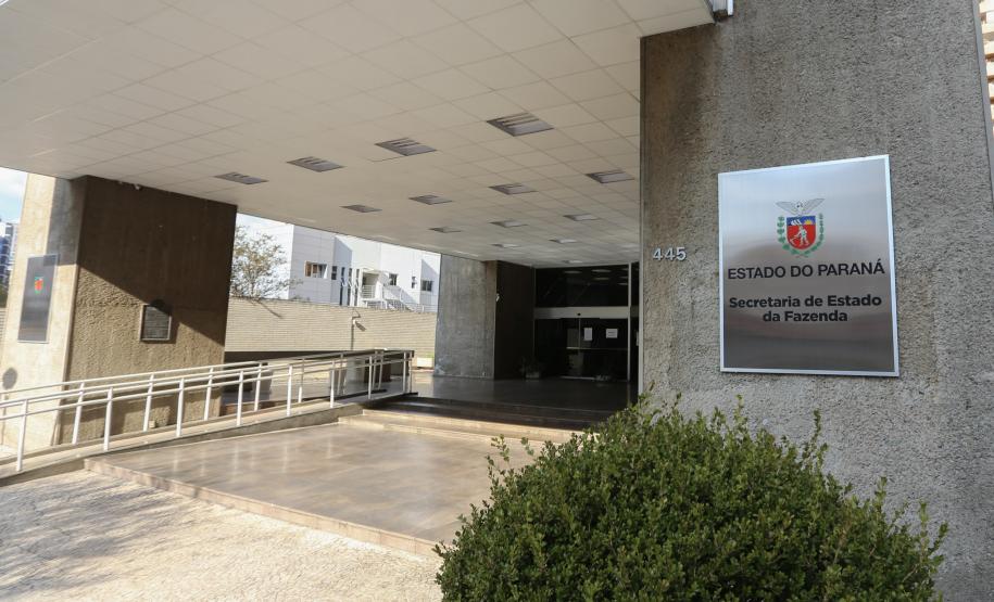 Em razão dos efeitos da pandemia sobre as contas públicas, governo propõe emenda ao projeto que dispõe sobre as diretrizes orçamentárias do exercício financeiro do próximo ano. Aumento de despesas com a folha de pessoal fica condicionada ao crescimento da arrecadação.