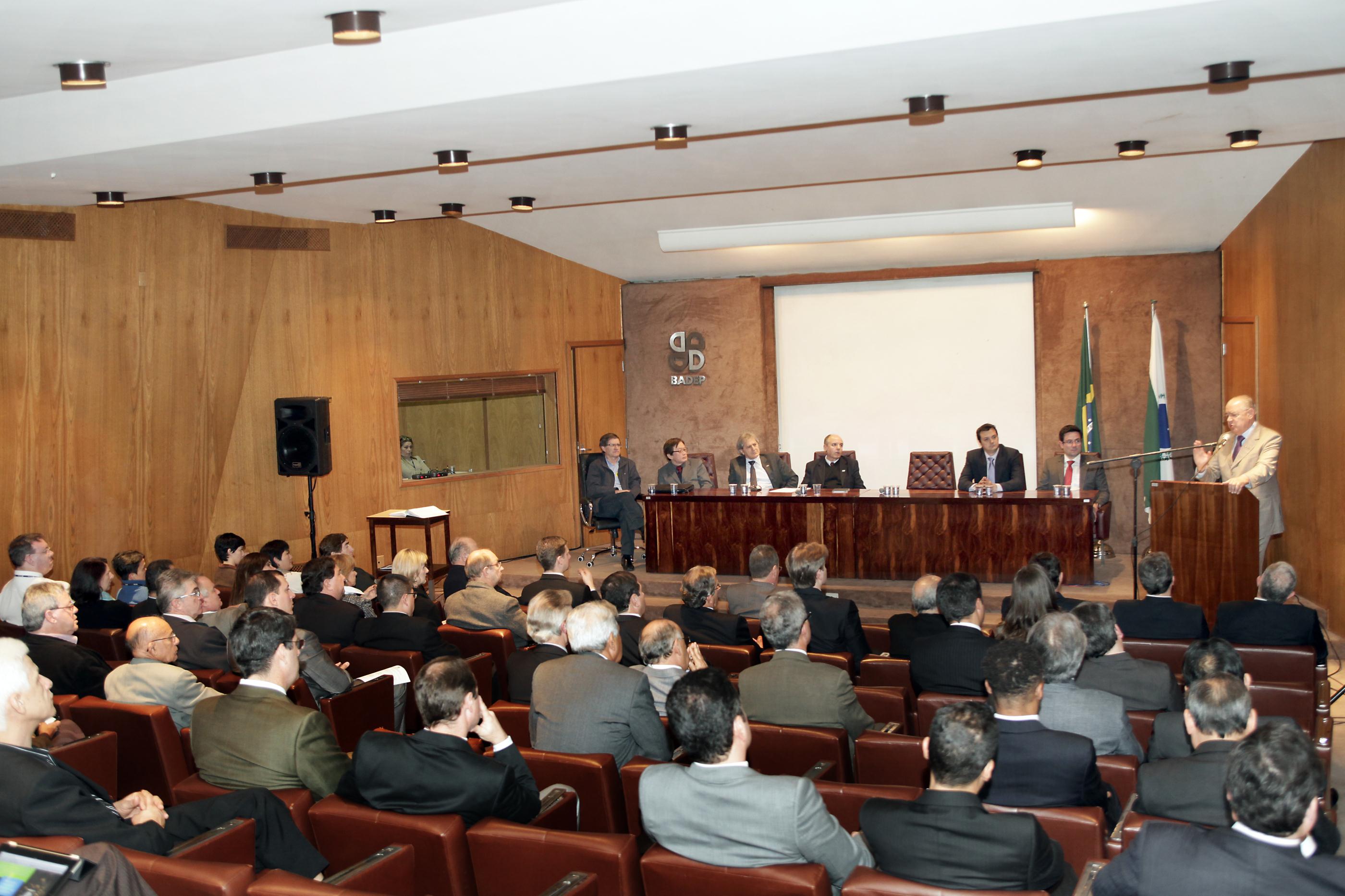 Posse do Conselho de Contribuintes e Recursos Fiscais (CCRF) do Estado do Paraná