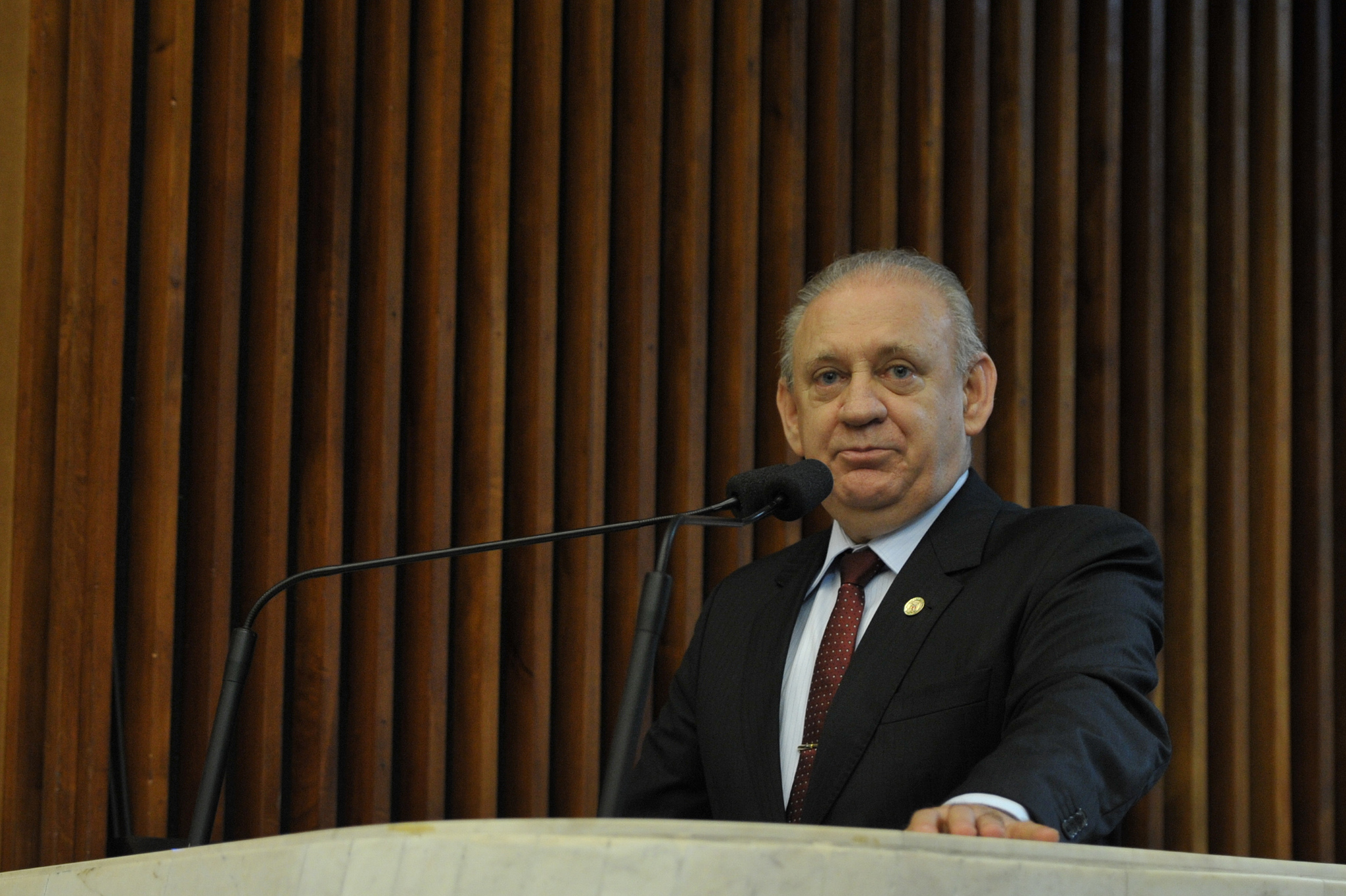 Deputado estadual  Ademar Traiano
