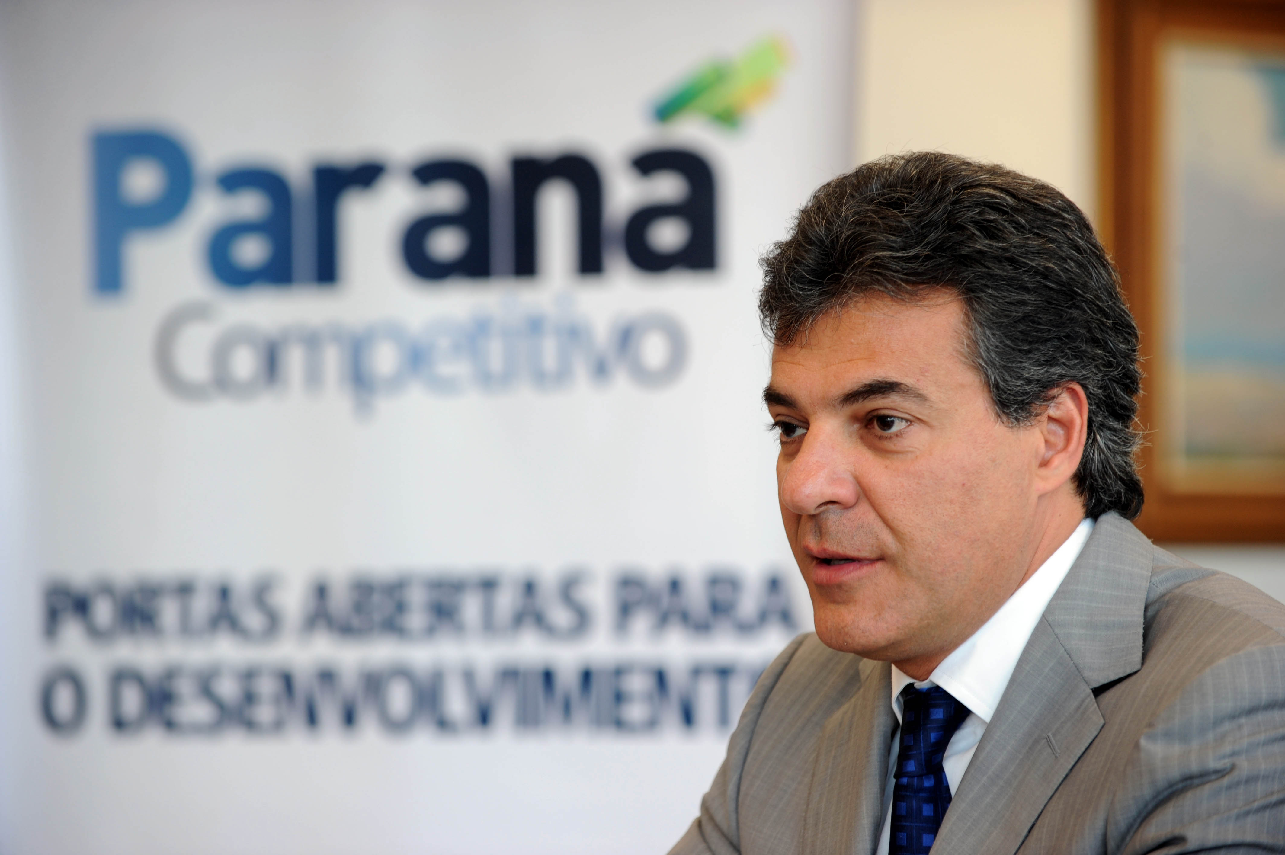 O Paraná é o melhor estado para a instalação e operação de micro e pequenas empresas. É o que aponta um levantamento feito pela Confederação Nacional da Indústria (CNI) e o Serviço Brasileiro de Apoio às Micro e Pequenas Empresas (Sebrae) que avaliou a carga tributária para o setor no país.