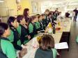 Milhares de estudantes do ensino fundamental de escolas públicas paranaenses estão tendo uma oportunidade diferenciada para aprender de forma lúdica o que são impostos, saber o quanto representam no preço dos produtos e serviços, e em que são aplicados os recursos arrecadados pelo poder público na forma de tributos, taxas e contribuições. 