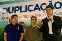 O Governo do Estado viabilizou a duplicação do trecho da PR-092 que liga Curitiba, Almirante Tamandaré, Itaperuçu e Rio Branco do Sul em parceria com o Grupo Votorantim. O protocolo de intenções para a realização da obra foi assinado na tarde de segunda-feira (29/7) pelo governador Beto Richa e o diretor jurídico da Votorantim Cimentos, Ricardo Cavallo. 
