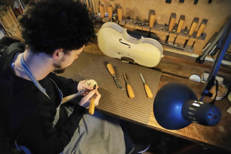 Governo propõe ampliar direito a auxílio emergencial a mais 25 mil empresas