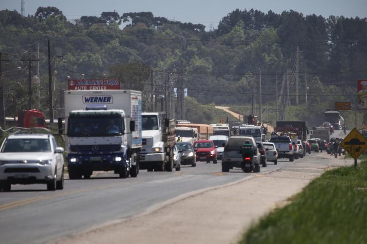 2,6 milhões de pessoas estão com IPVA em dia no Paraná; saiba o que fazer se ele estiver atrasado