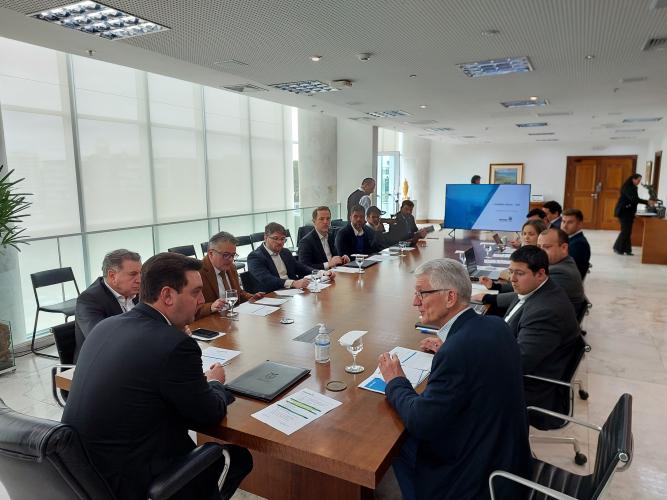 Comitê de Governança Fiscal apresenta panorama contas públicas ao governador Carlos Massa Ratinho Junior