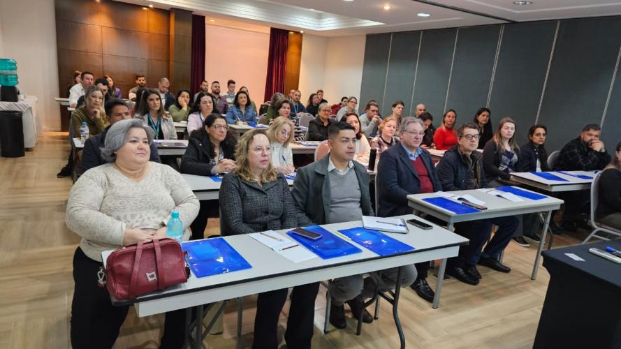 Servidores participam de capacitação em contabilidade e finanças