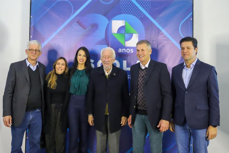 integração de 865 novos servidores