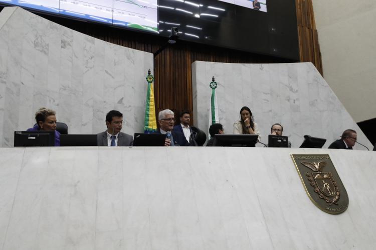 audiência pública na Assembleia Legislativa do Paraná (Alep)