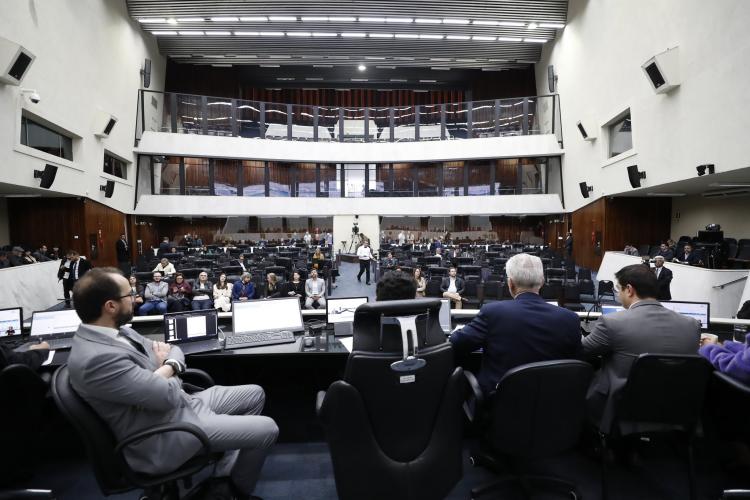 audiência pública na Assembleia Legislativa do Paraná (Alep)