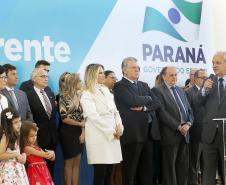 A governadora Cida Borghetti deu posse ao novo secretário da Fazenda de Estado do Paraná, José Luiz Bovo, durante cerimônia realizada na manhã desta segunda-feira (7) no Palácio Iguaçu, em Curitiba.