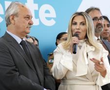 A governadora Cida Borghetti deu posse ao novo secretário da Fazenda de Estado do Paraná, José Luiz Bovo, durante cerimônia realizada na manhã desta segunda-feira (7) no Palácio Iguaçu, em Curitiba.