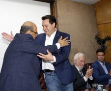 O governador Carlos Massa Ratinho Júnior, participa da posse do secretário de Estado da Fazenda, Renê de Oliveira Garcia Junior. 