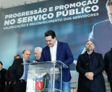 Governo valoriza servidores com promoções e progressões