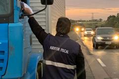 Receita promove fiscalização no transporte de mercadorias em São Luiz do Purunã