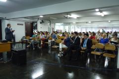 O Inspetor Regional de Tributação da 8ª Delegacia Regional da Receita de Londrina, Dalton Lazaro Soares, ministrou palestra para cerca de 230 alunos do 4º ano do Curso de Direito da Universidade Estadual de Londrina (UEL) na “Semana de Integração”, em fevereiro. A promoção foi do Escritório de Aplicação de Assuntos Jurídicos (EAAJ) e da Coordenação de Estágio do Curso de Direito com o objetivo de capacitar alunos sobre o Sistema ITCMD WEB.