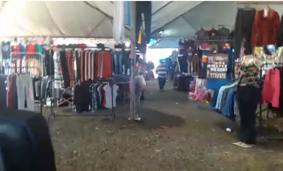 Receita Estadual autua feira de vestuário sem nota fiscal