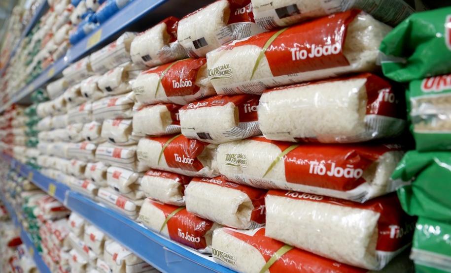 Governo isentou o ICMS de cerca de 500 mil itens da cesta básica desde 2019