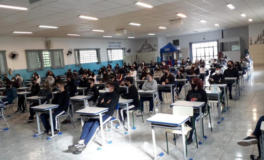 Receita Estadual promove ação de educação fiscal para estudantes em Curitiba