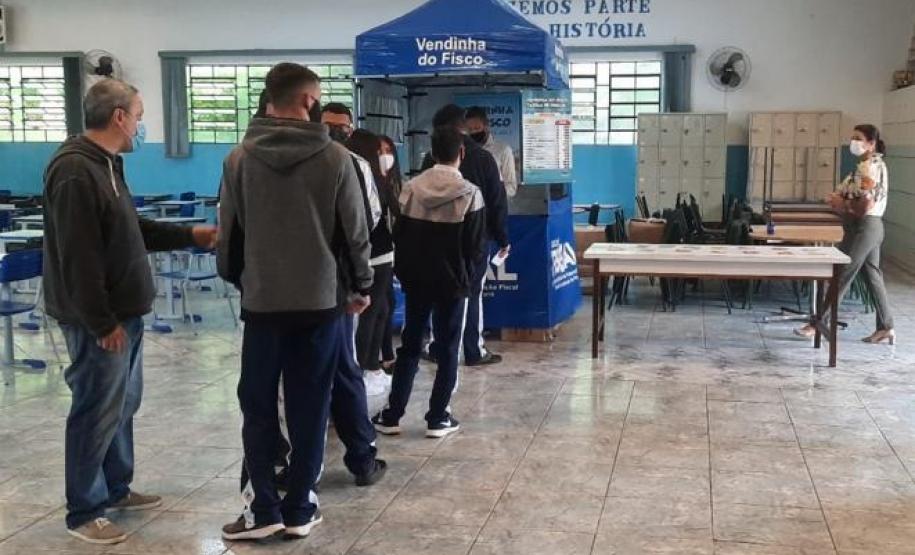 Receita Estadual promove ação de educação fiscal para estudantes em Curitiba