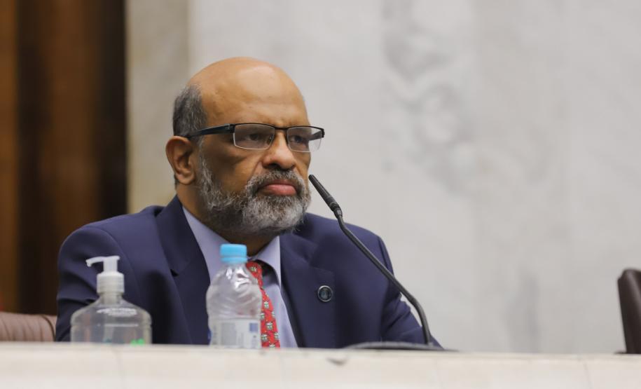 Governo mostra bom desempenho das receitas no ano; mas aponta riscos para cenário econômico em 2022