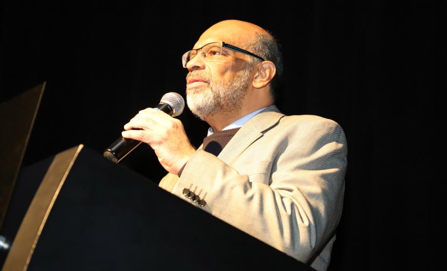 Governador Carlos Massa Ratinho Junior participa de evento da Invest Paraná no Museu Oscar Niemeyer, em Curitiba - Curitiba, 17/05/2022 - Foto: Ari Dias/AEN Governador Carlos Massa Ratinho Junior participa de evento da Invest Paraná no Museu Oscar Niemeyer, em Curitiba - Curitiba, 17/05/2022