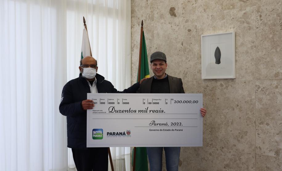 Estado entrega prêmios aos vencedores de junho do programa Nota Paraná